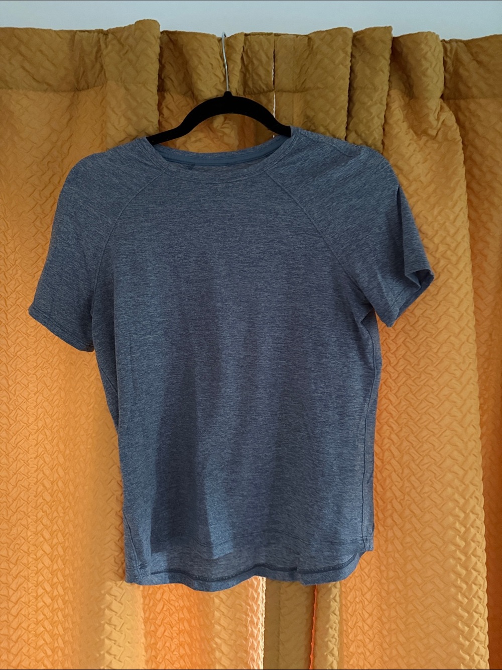 Lululemon Pale Blue-Gray Heather Short-Sleeve Women’s Tee
